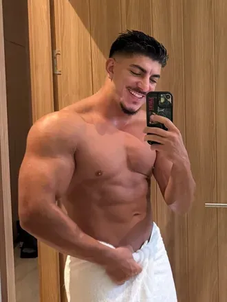 OnlyFans cuenta omarik1 avatar 1