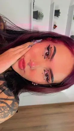 OnlyFans cuenta sara_queen9 avatar 1