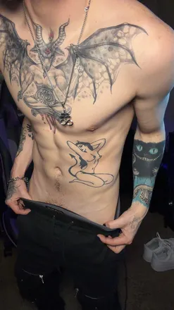 OnlyFans account  krisnoirx header 2