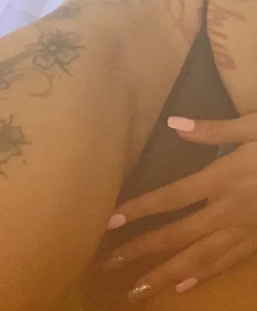 OnlyFans cuenta ulikethatdntyou header 2