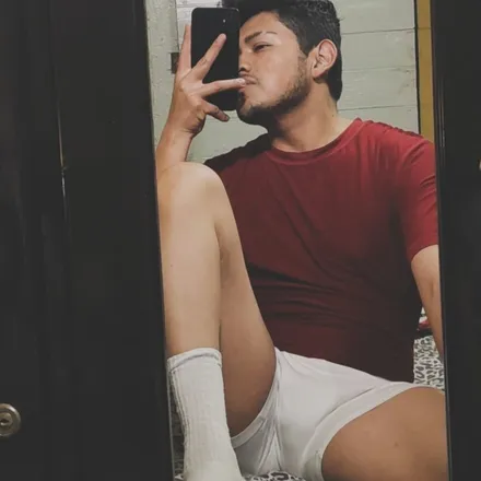 OnlyFans of lwisgomez