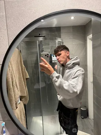 OnlyFans cuenta lewisboothyvip avatar 1