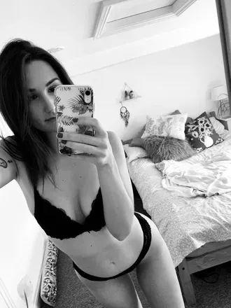 OnlyFans cuenta annafarrrr avatar 1