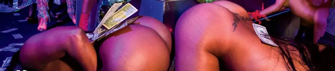 OnlyFans cuenta bunnipeachez header 2