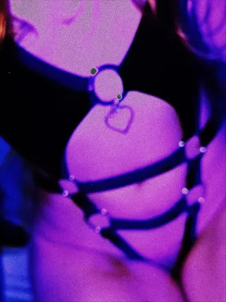OnlyFans account  itzgroovy header 2