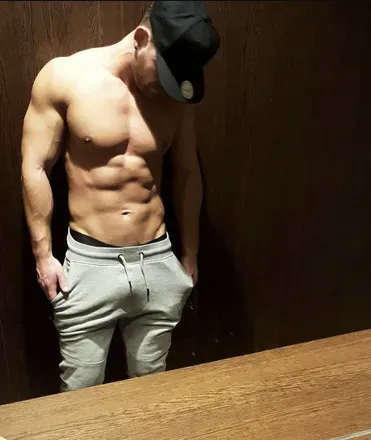 OnlyFans account  mastermaxim avatar 1