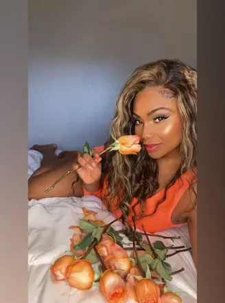 OnlyFans cuenta theactress header 2