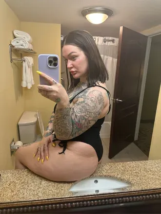 OnlyFans cuenta sexyslavebitch header 2