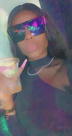 OnlyFans cuenta naomibanxxx avatar 1