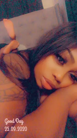 OnlyFans cuenta prettylips320 header 2