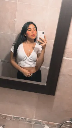 OnlyFans cuenta ivonsch header 2