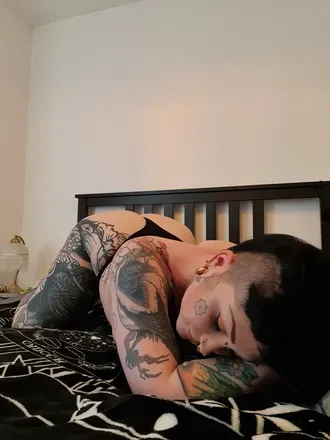 OnlyFans cuenta angiee_gee header 2