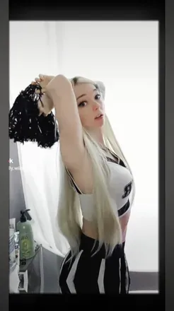 OnlyFans account  hollywildefree avatar 1