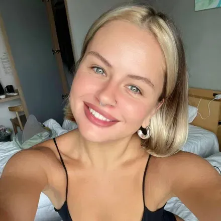 OnlyFans account  lovelyrachel2002 avatar 1