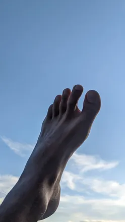 OnlyFans account  myfeetinyourmouth27 header 2