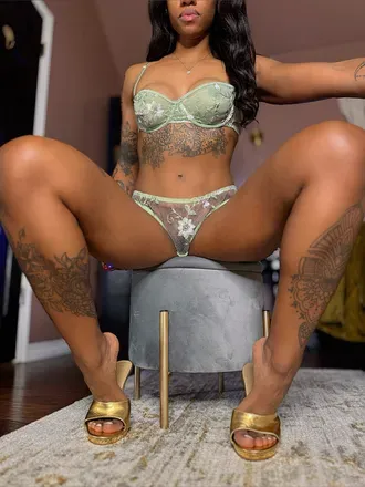 OnlyFans account  misslaylababe avatar 1