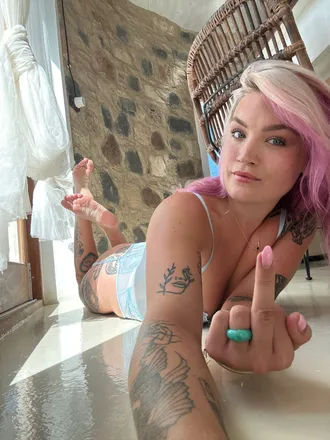 OnlyFans cuenta queenbratsophia header 2
