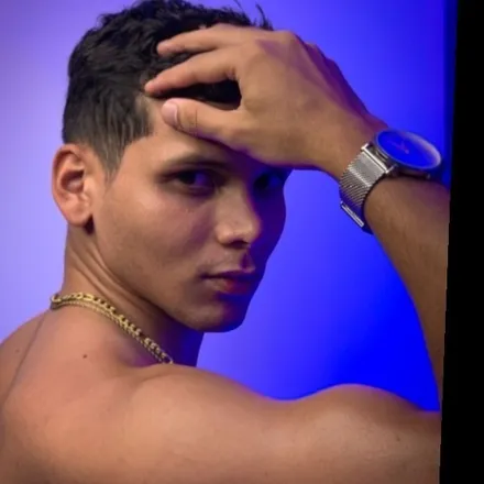 OnlyFans cuenta aleliscano header 2