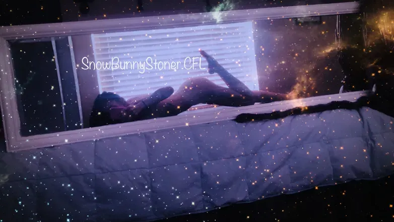 OnlyFans cuenta snowbunnystoner.cfl header 2