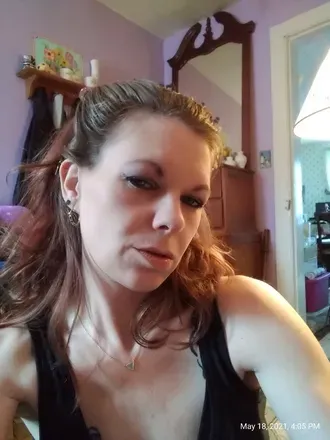 OnlyFans account  letshelpeachother avatar 1