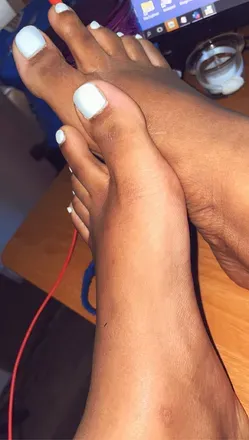 OnlyFans cuenta ashmorefeet avatar 1