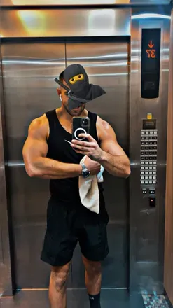 OnlyFans cuenta joeyb69 avatar 1