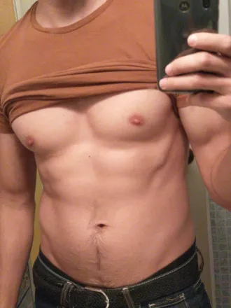 OnlyFans account  moretti_s header 2
