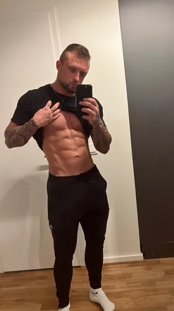 OnlyFans cuenta oliveraesof header 2