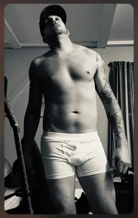 OnlyFans cuenta buddastud header 1