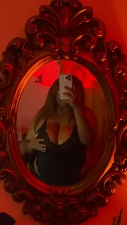 OnlyFans cuenta miyahpix avatar 1