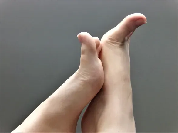OnlyFans cuenta her-toes avatar 1