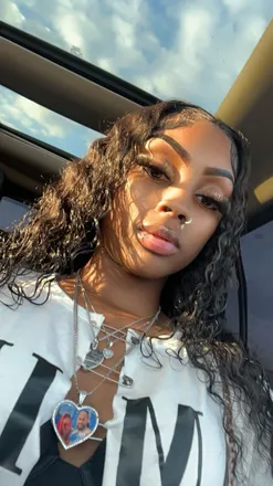OnlyFans account  thaonlybarbiee header 2