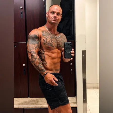 OnlyFans account  ryantate88 avatar 1