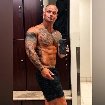 OnlyFans of ryantate88