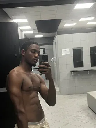 OnlyFans cuenta golden96 avatar 1