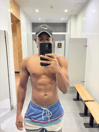 OnlyFans cuenta sanchez-25 header 2