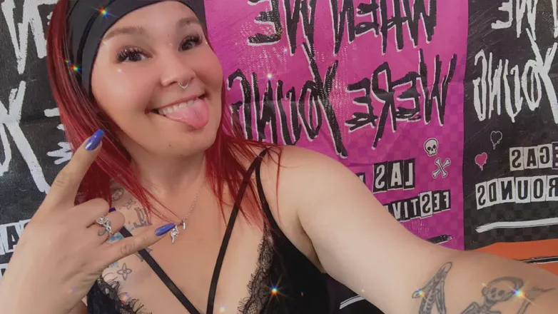 OnlyFans cuenta justsomesluut header 2