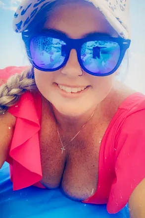 OnlyFans account  anchored06 header 2
