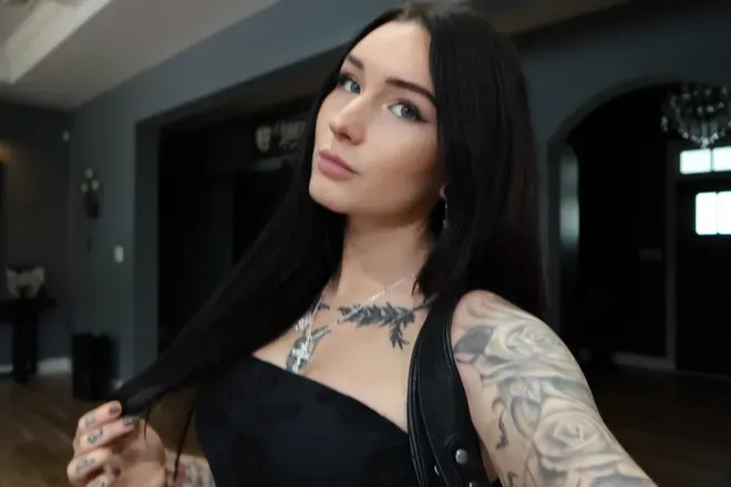 OnlyFans account  kendallkarnival avatar 1