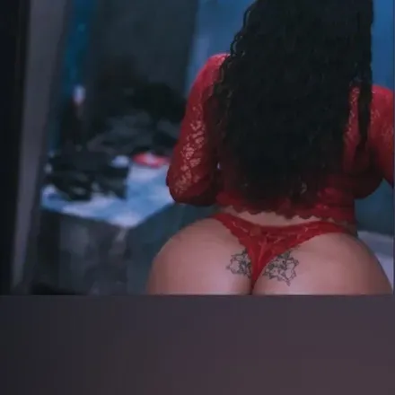 OnlyFans account  lalii86 header 2
