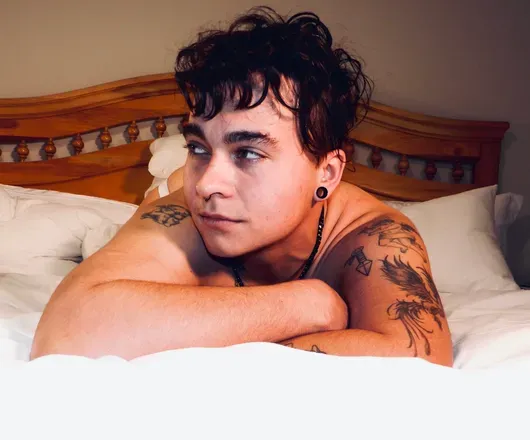 OnlyFans cuenta prettyboilevi avatar 1