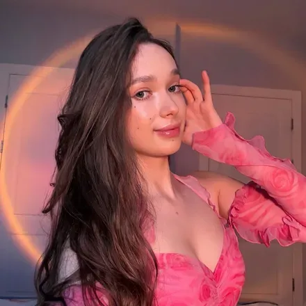 OnlyFans of emmy_lorens