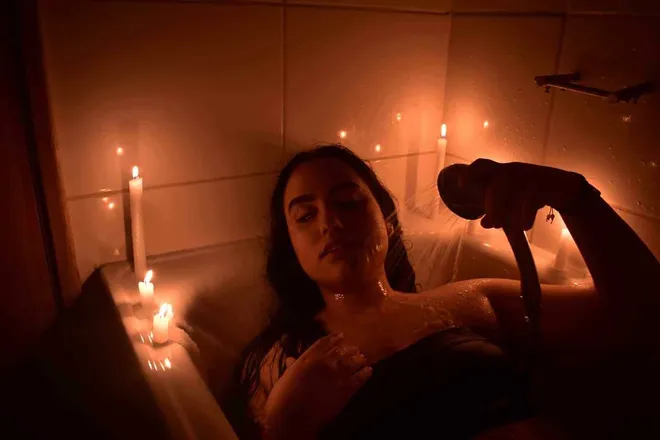 OnlyFans cuenta lenore.free header 2