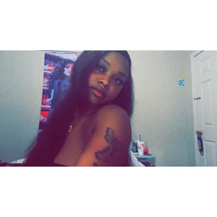 OnlyFans cuenta truforiegn_dolll header 2