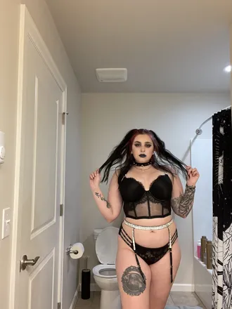 OnlyFans cuenta syaniide header 2