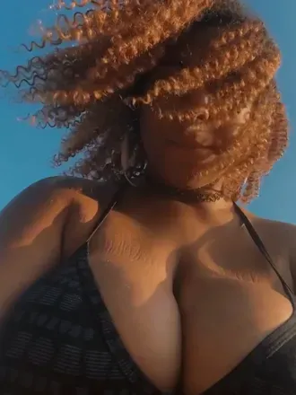 OnlyFans cuenta curlykink3 avatar 1