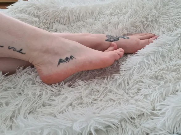 OnlyFans cuenta tootsiefootsie3 header 2