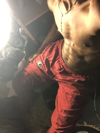 OnlyFans cuenta zoy_darwin header 2