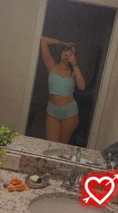 OnlyFans cuenta gennybaby22 avatar 1