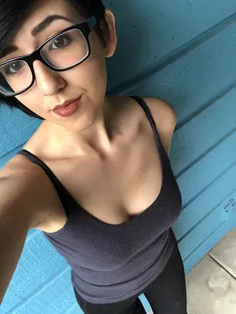 OnlyFans cuenta electricemmarosefree avatar 1